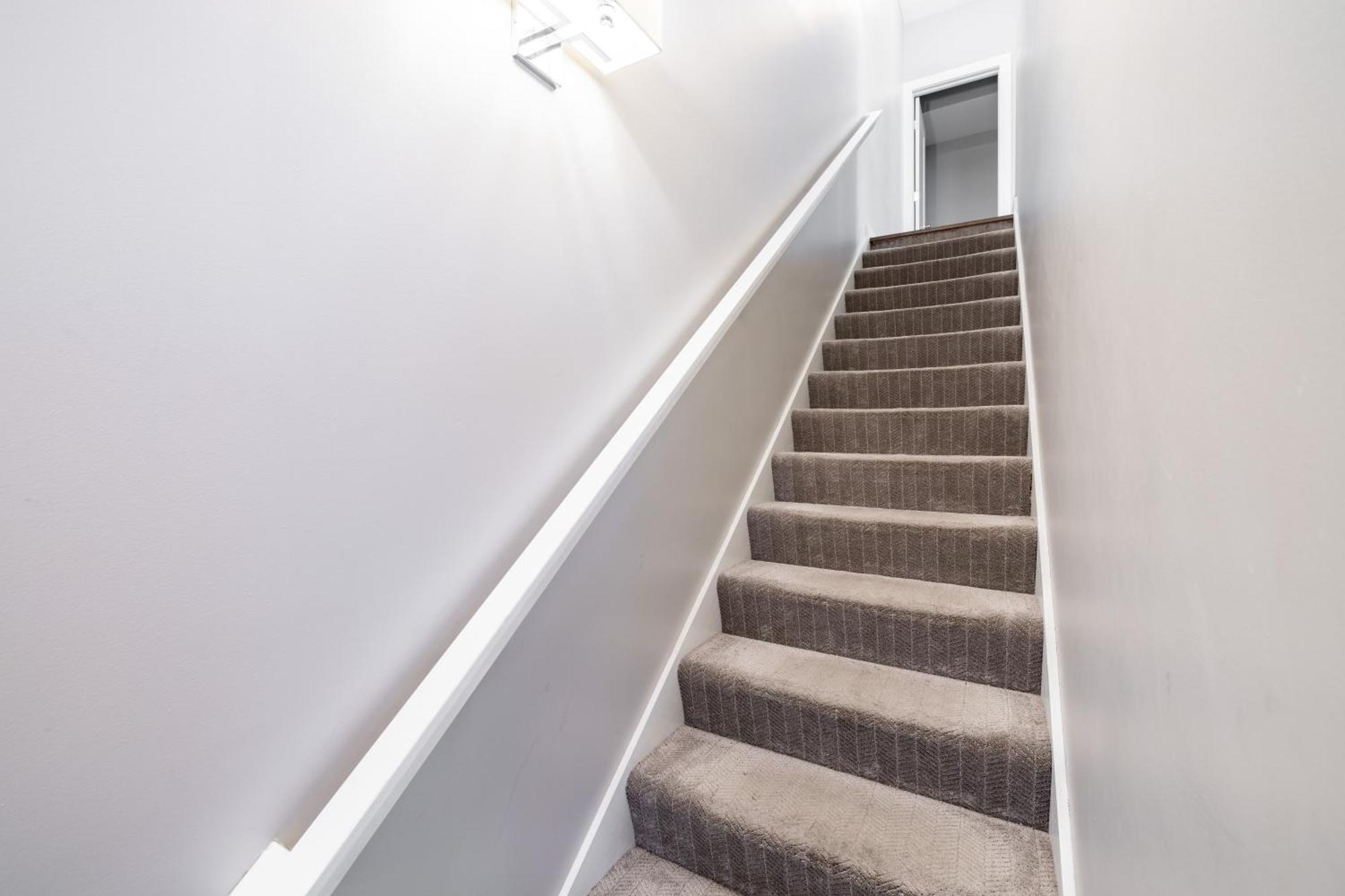 Luxury Downtown Townhome Unit 14 Cleveland Exterior photo