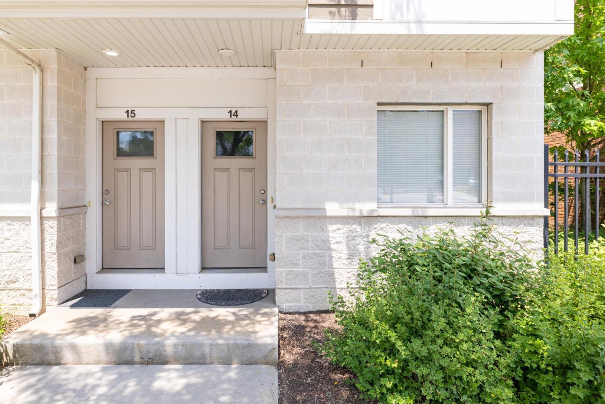Luxury Downtown Townhome Unit 14 Cleveland Exterior photo