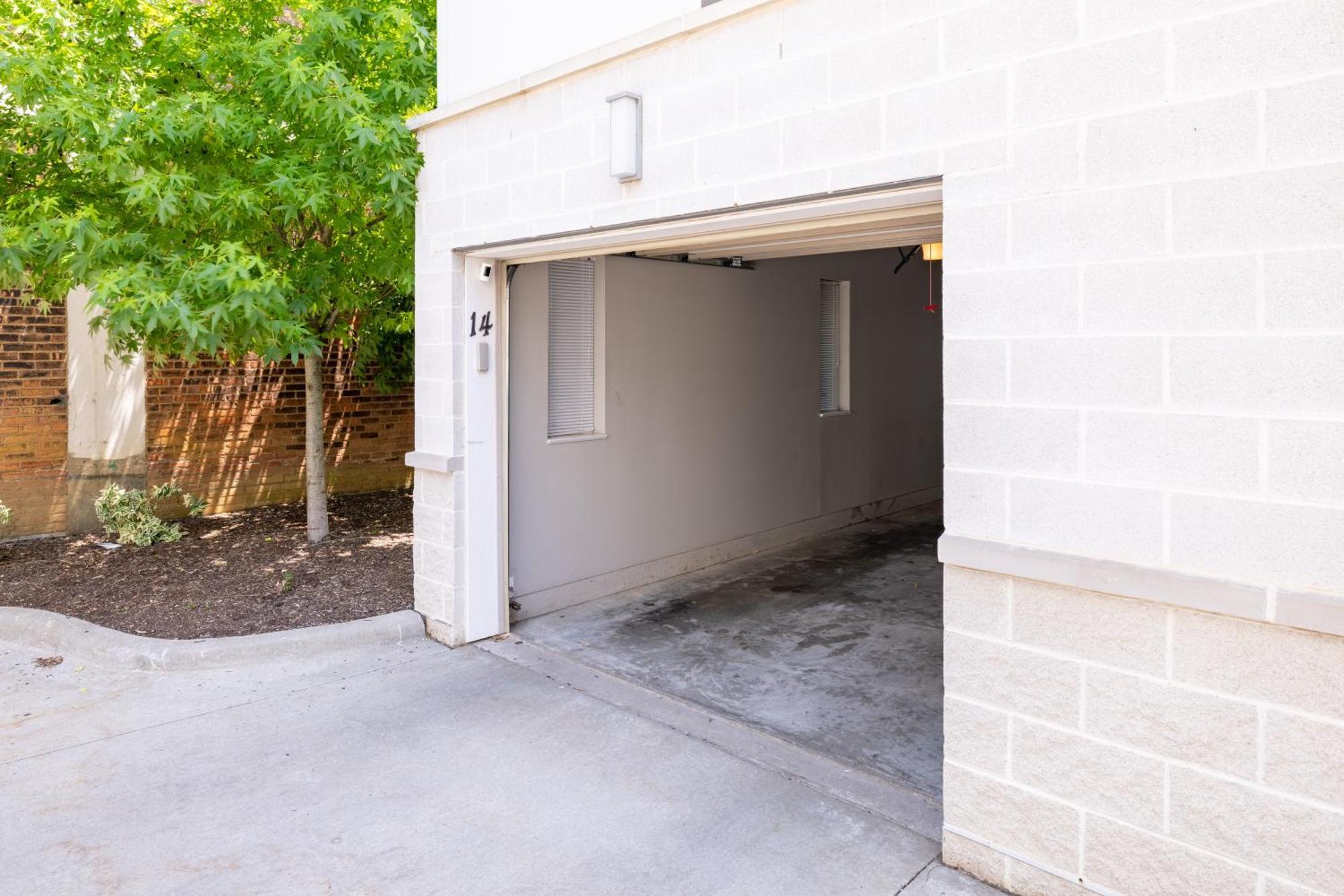 Luxury Downtown Townhome Unit 14 Cleveland Exterior photo